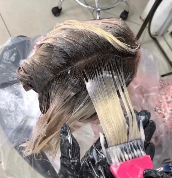 shading with extra light blond